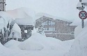 Snow storm cuts off thousands in the Alps