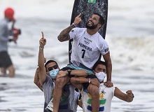Surf’s first ever Olympics gold medal: “I prayed every morning at 3 am”