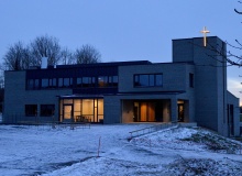 Controversy over illuminated Norwegian church crosses