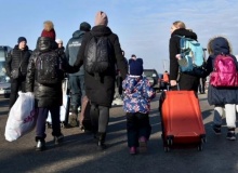 425,000 refugees have already left Ukraine