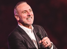 Hillsong founder resigns after “inappropriate behaviour” toward two women is made public