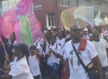 Hundreds of Christians march for peace  in Martinique