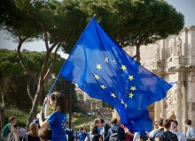 How do evangelical Christians see the European Union?