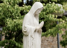 Mary as “Co - redemptrix”: fresh clarity or further confusion?