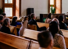 A healthy church leadership culture: Character, accountability and prayer