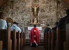 In or Out? Roman Catholic attitudes towards the Christians “on the threshold”