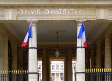Health workers and pharmacies in France may opt out of the assisted dying process