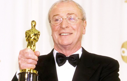 “Michael Caine holding Oscar.” (July 15, 2009). / cooperscooperday (Flickr)
