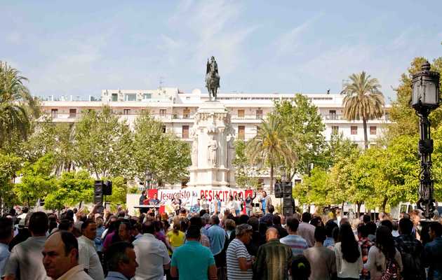 Christians celebrate Jesus in Sevilla. ,