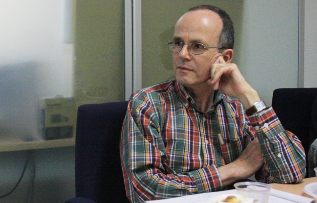 Thomas Bucher during his visit to the Spanish Evangelical Alliance offices. / J.F.