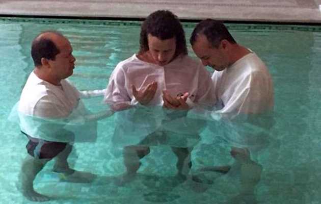 David Luiz posted the photo of his baptism onto his Instagram account. ,David Luiz, God