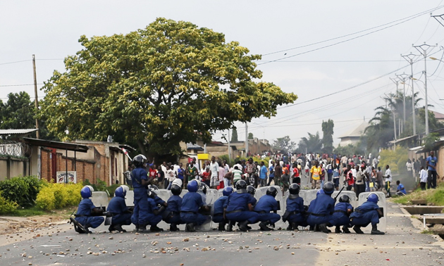 Burundian riot police face demonstrators in Bujumbura. / AP,Bujumbura, Burundi, June