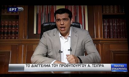 Greek Prime Minister Alexis Tsipras addressed the nation on TV. / Reuters