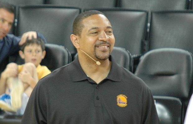 Coach Mark Jackson at Warriors open practice Oct 13, 2012 / By Rose White - Flickr [CC BY-SA 2.0], via Wikimedia Commons,Marc Jackson