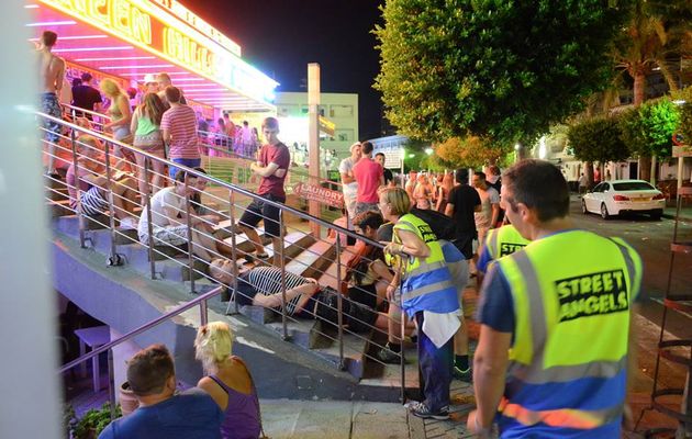 Street Angels patrols are out from 4am to 8am every weekend. ,street angels Spain, Magaluf, Mallorca, drinking