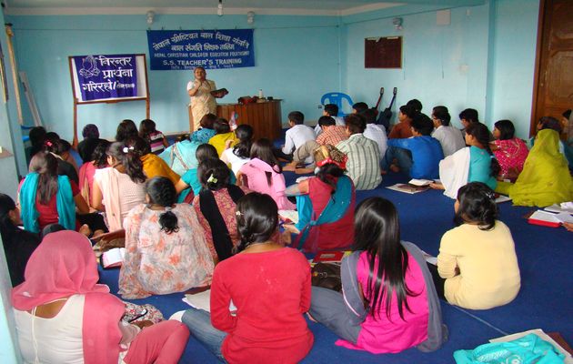 Christian Sunday service in Nepal / CSW,