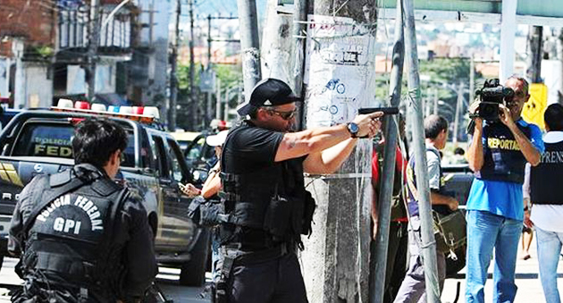 Brazilian police intervenes in one of the buildings owned by the sect. / EFE,police, brazil, sect