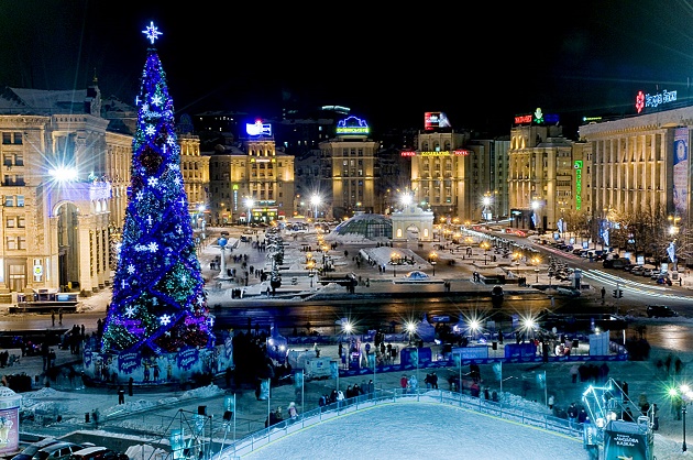 A Christmas tree in Kiev, Ukraine. / Panoramio,tre, christmas, ukraine