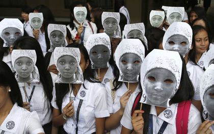 200 Nigerian girls were kidnapped in 2014.