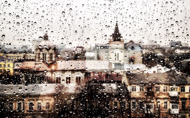 Photo: Vyacheslav Beda (Unsplash, CC),homelessness, rain, window, city, quality