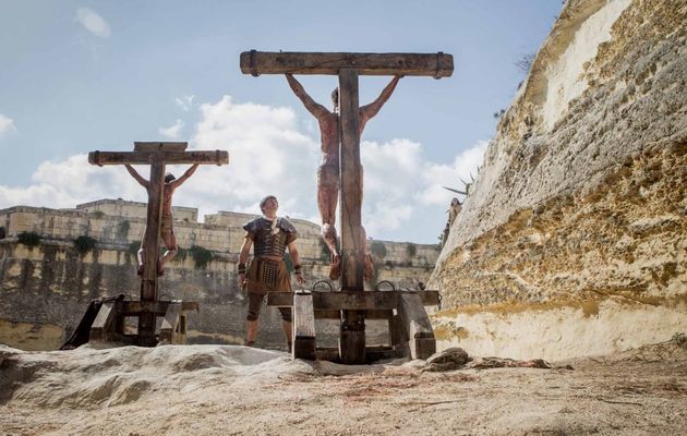 Clavius and Lucius are tasked with tracking down Jesus' body when it goes missing after his crucifixion / risen-movie.com,clavius, risen, new, 2016, Spain, Italy, Poland, Germany, release, 