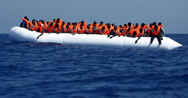 A group of migrants arrives to the Italian coast. / Reuters,asylum seekers, sicily, migrants