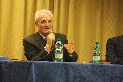 Giovanni Traettino, speaking at the AEI assembly 2016. / J. Forster
