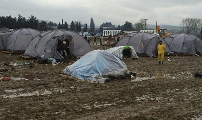 Tents in the mud, in Idomeni. / OAC Albania