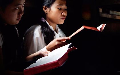 Asian Christians read the Bible in their own language after 182 years,  Evangelical Focus