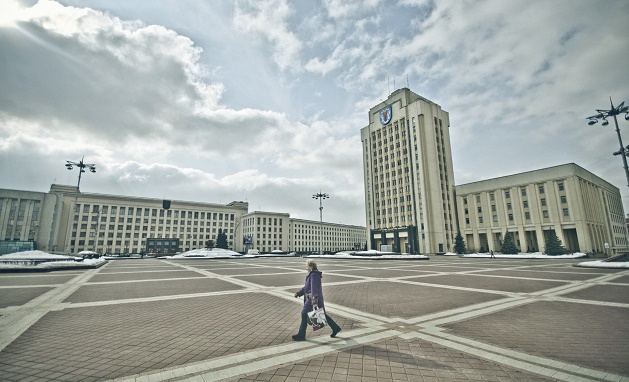 A square in Minsk, Belarus. / Marco Fieber (Flickr, CC),square, minsk, belarus