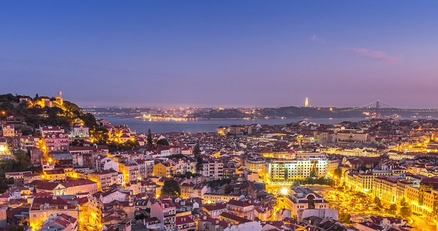 A view of Lisbon. / Illirjan Rrumbullaku (Flickr, CC),lisbon, portugal