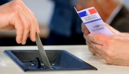 The French will elect their President in the second round. ,carte electorale, france