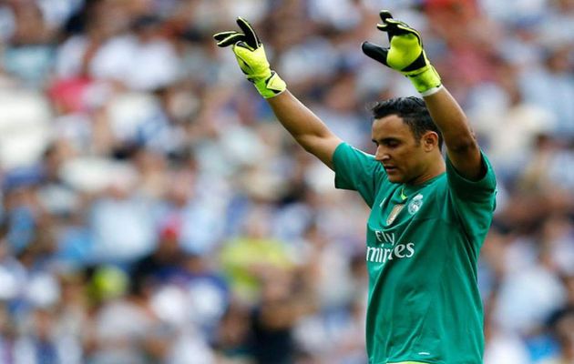 Before every game, Navas always prays. / cien.nh,