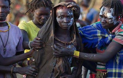 A FGM ceremony in Mali. / World Vision