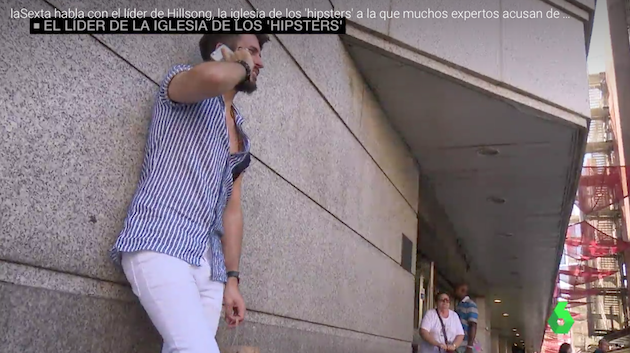 A moment of the La Sexta report on Hillsong in Spain. / La Sexta,juan mejias hillsong