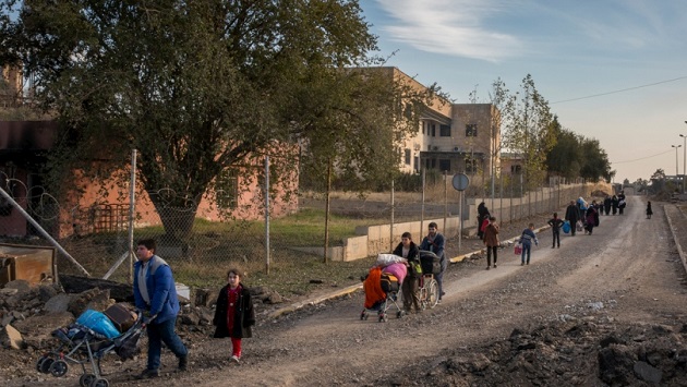 Iraqi families flee Mosul (Iraq). / UNHCR,mosul, refugees