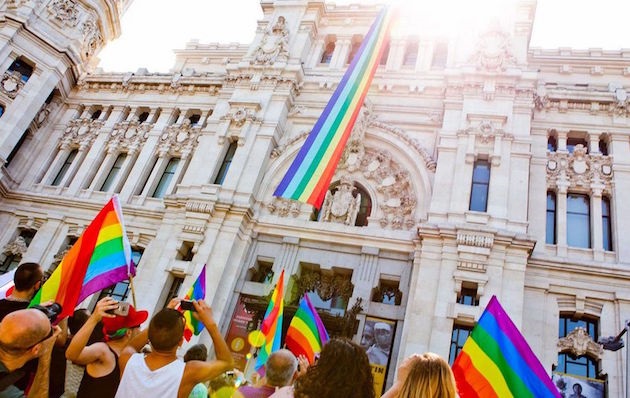 A demonstration in favour of the LGBT law in front of Madrid's town hall. ,