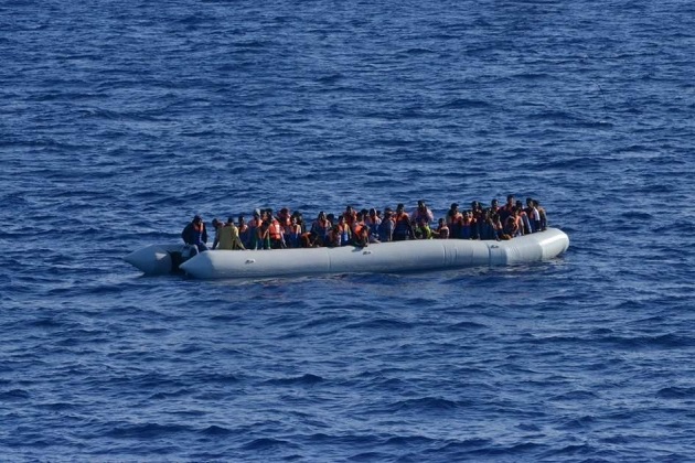 A group of migrants tries to reach the coast of Spain. A boat wPhoto: Spanish Defense Ministry,