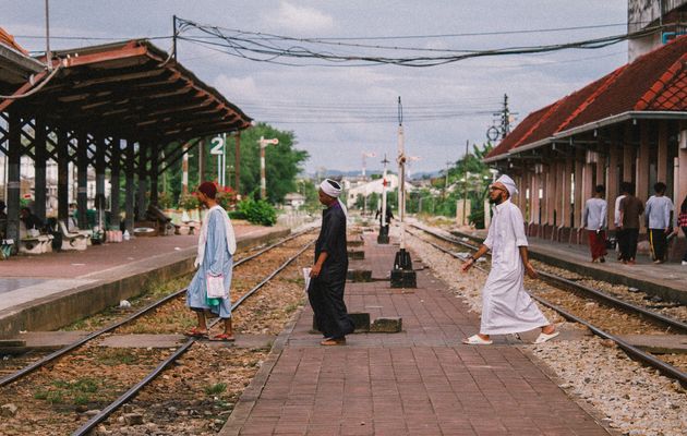 Muslim men. Photo: Kowit Phothisan. Unsplash.,