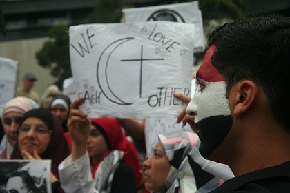 Protest in Melbourne, 2011. / Takver (CC)