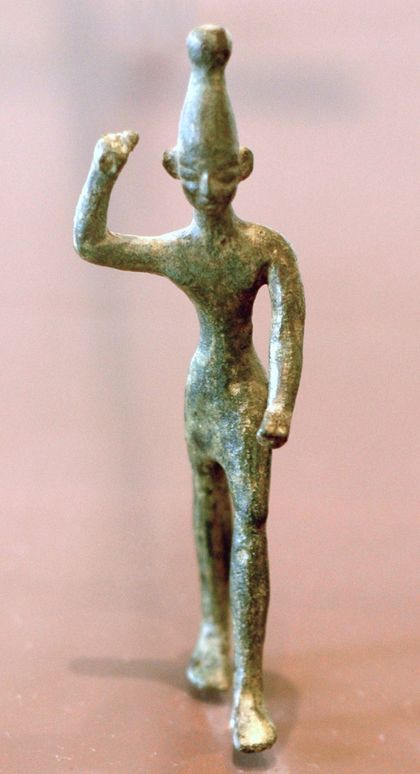Baal figurine. Musée du Louvre. / Wikimedia Commons.