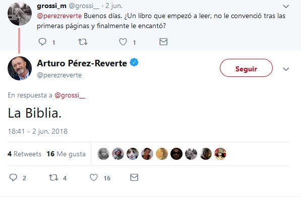 Arturo Pérez-Reverte recommends to read the Bible. / Twitter
