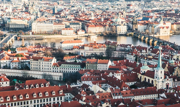 A view of Prague, one of Europe's most secularised cities. / Jay Dantinne (Unsplash, CC0),