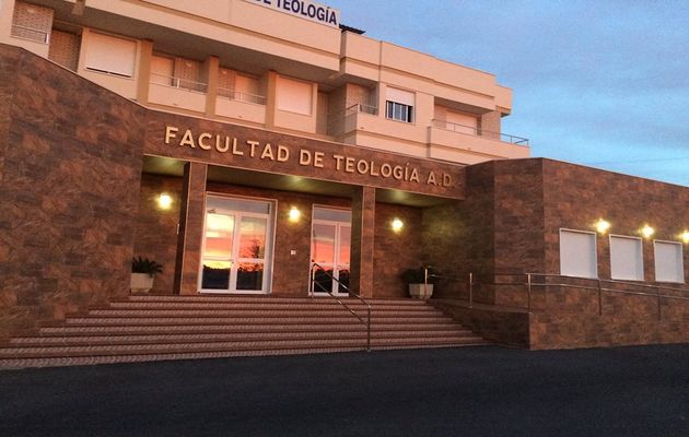 The Faculty of Theology of the Spanish Assemblies of God. . / Facebook of the Faculty.,