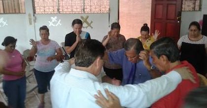 Pastors of the Nicaraguan Evangelical Alliance pray together for their country. / Nicaraguan Evangelical Alliance