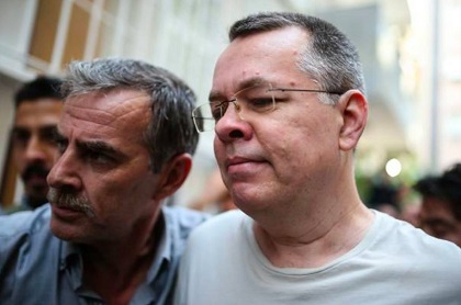 Andrew Brunson is brought to his home, 25 July 2018. / Photo: Agencies via Preciosa Sangre Facebook