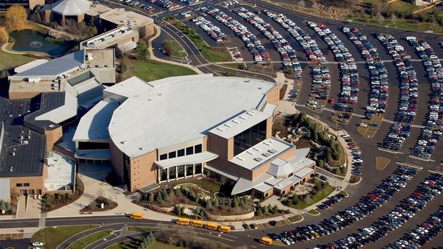 Willow Creek Community Church’s main campus in South Barrington, a suburb near Chicago. / Willow Creek Community Church.,