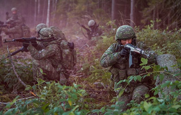 Slovakian soldiers during a manoeuvre in Latvia. / Nato Flickr,