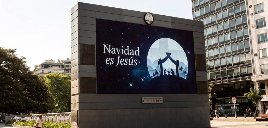 One of the posters of the Christmas is Jesus campaign, in Buenos Aires, December 2018. / Evangélico Digital, YWAM,