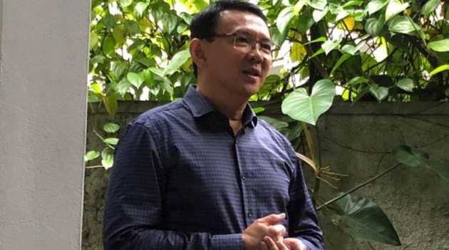 The first photo taken of former Jakarta Governor Basuki Tjahaja Purnama following his release from prison on Jan 24, 2019. /  Tim BTP via Coconuts Jakarta,